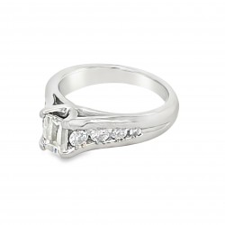 Pre Owned Platinum Princess Cut Diamond Ring ZB18